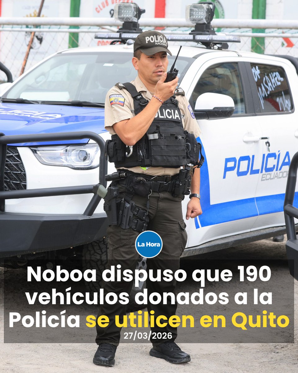 El presidente Daniel Noboa entregó a la Policía 190 vehículos donados por el sector privado y dispuso que se utilicen en Quito 🚔. Los detalles 👉 lhra.ec/XKRp4Ht