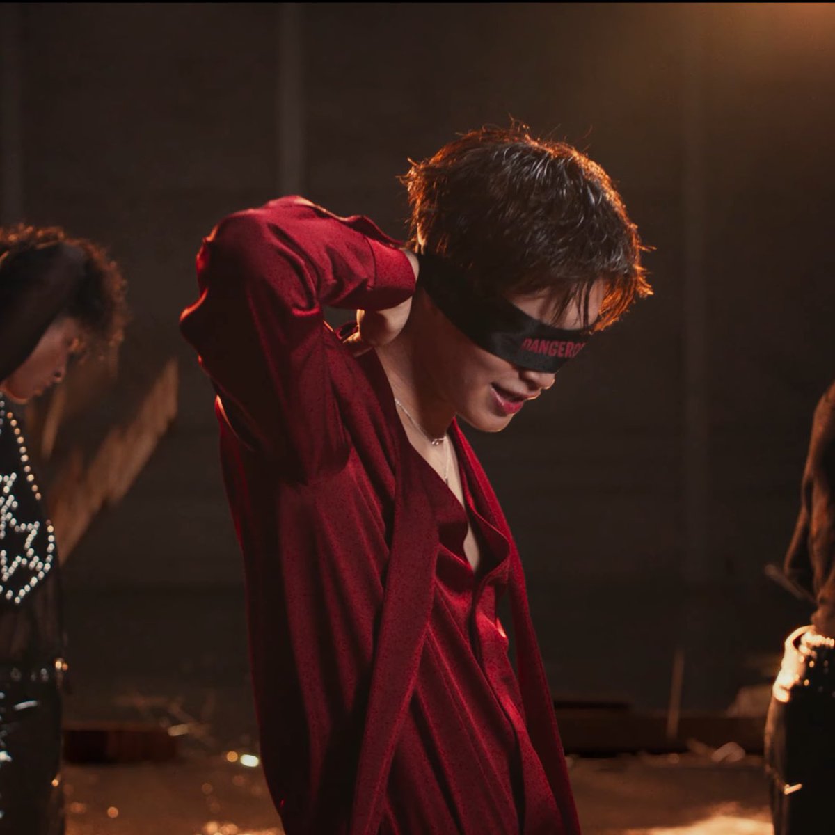 แอรีส ྀི tweet media