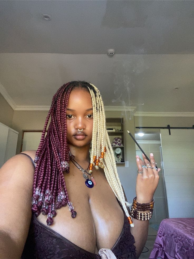 BLUEE LEE 🩵 tweet media