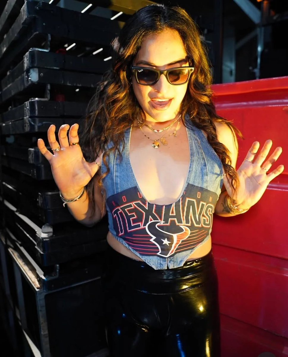 Papi 🌟 tweet media