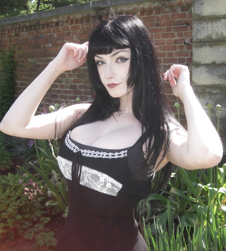 ameliimew tweet media