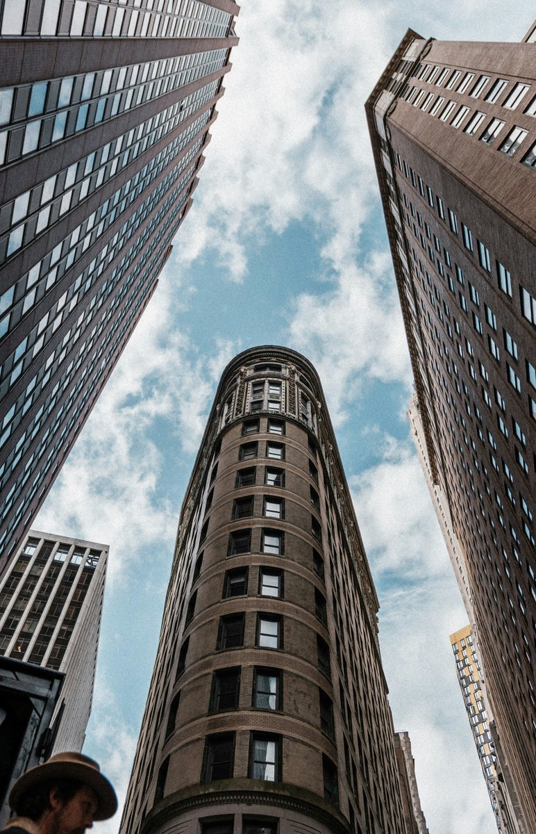 bhseclaw's tweet photo. A broker’s primary responsibility is to ensure your investments match your financial profile. A cornerstone of this duty is establishing a proper asset allocation. When an advisor fails to implement a strategy that balances growth with safety, they expose you to unnecessary risk. https://t.co/AZd2Wq5GLN #assetallocation #FINRAlawyers #investmentfraudlawyers