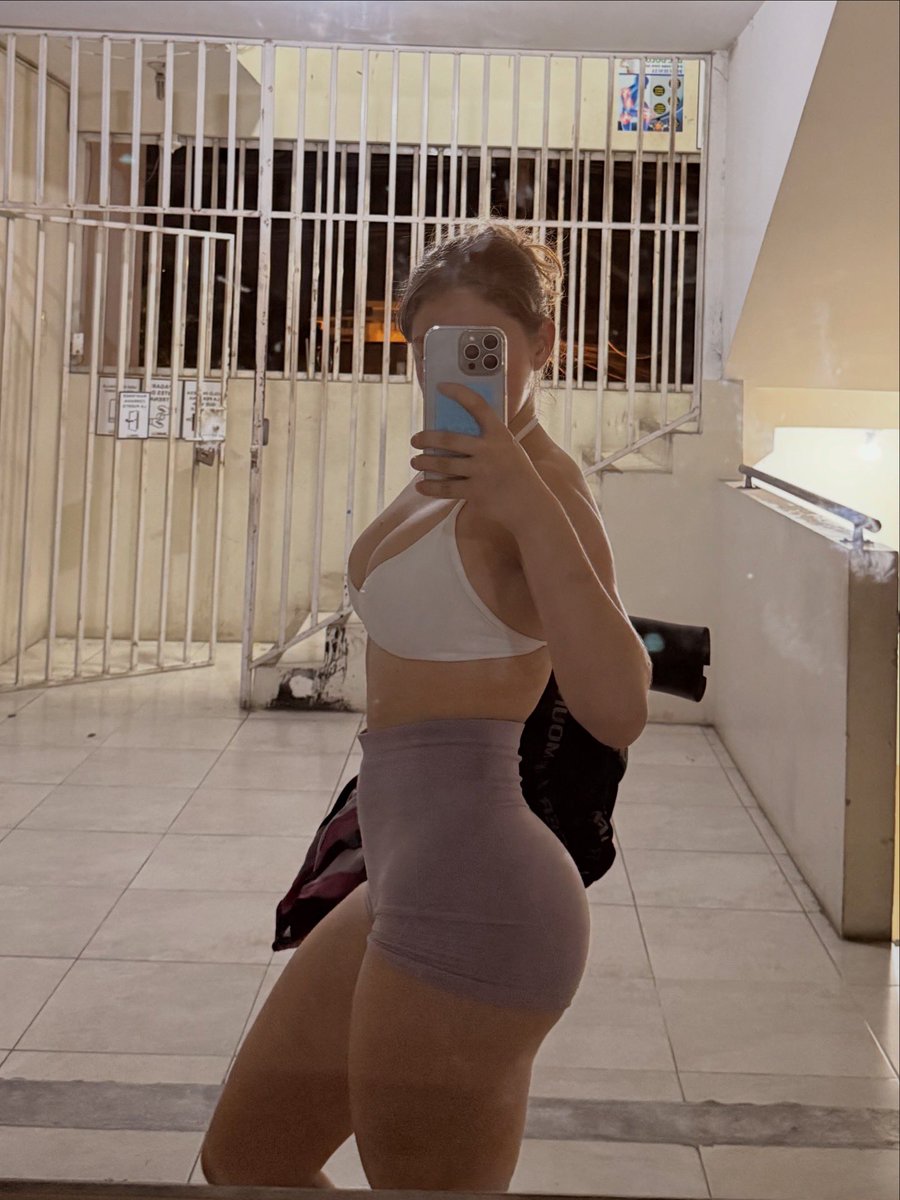 The Empress 🧙🏻 tweet media