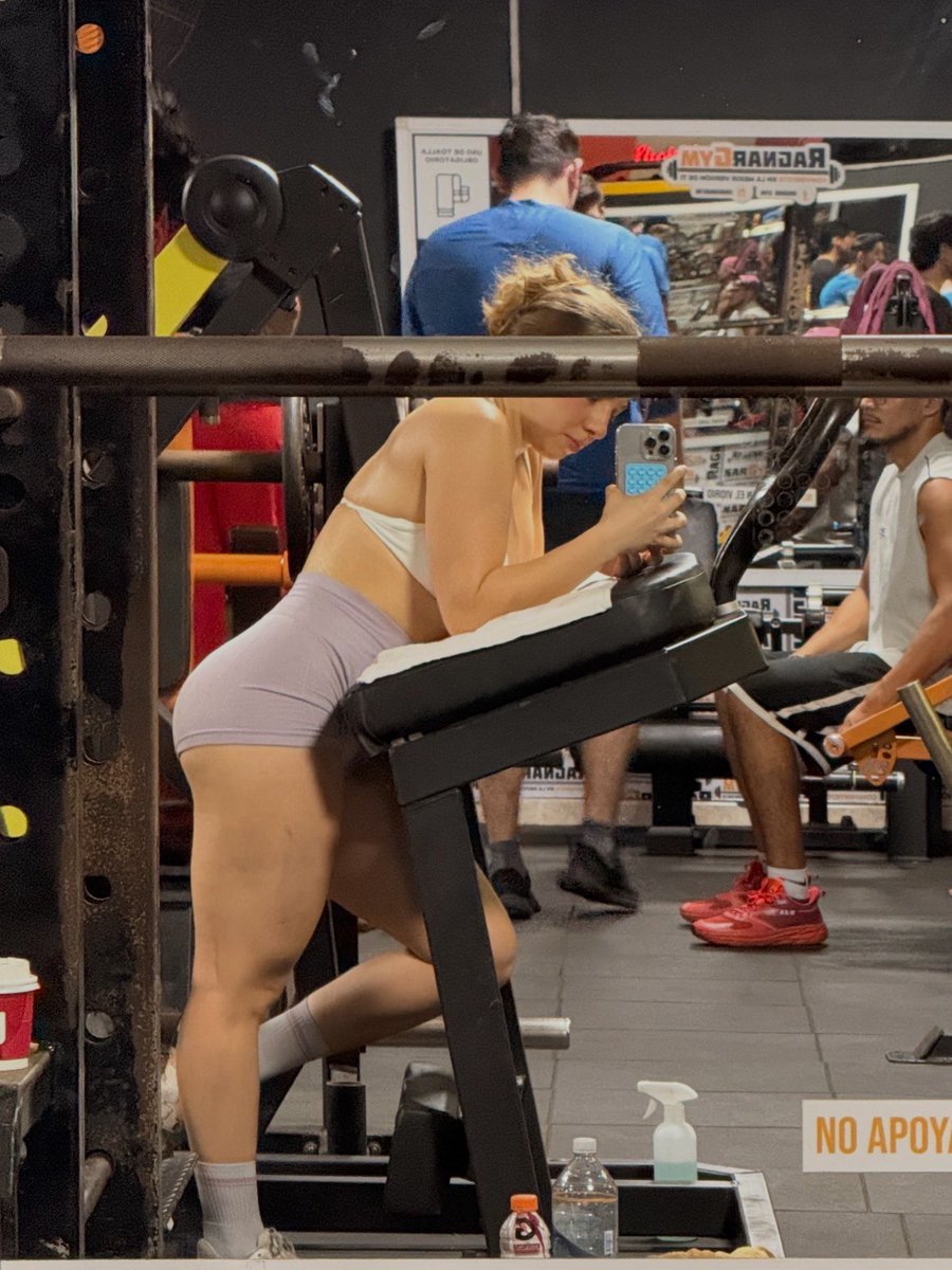 The Empress 🧙🏻 tweet media