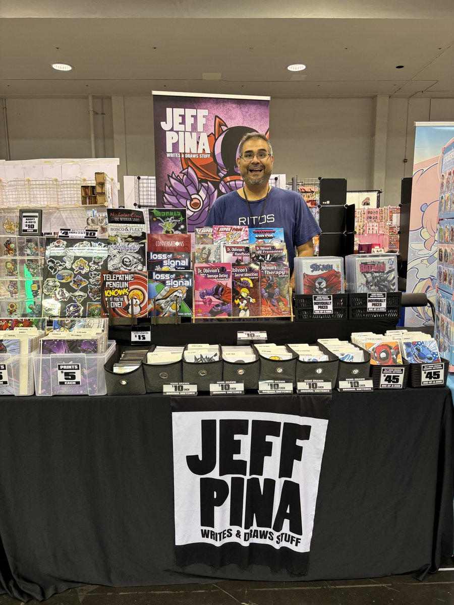 Val Hochberg 💖 Wondercon C-60 tweet media