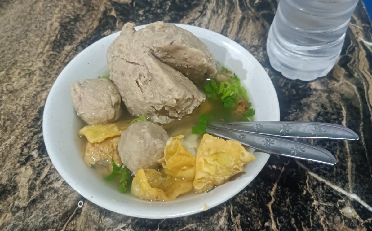 Mr. Phantom tweet media