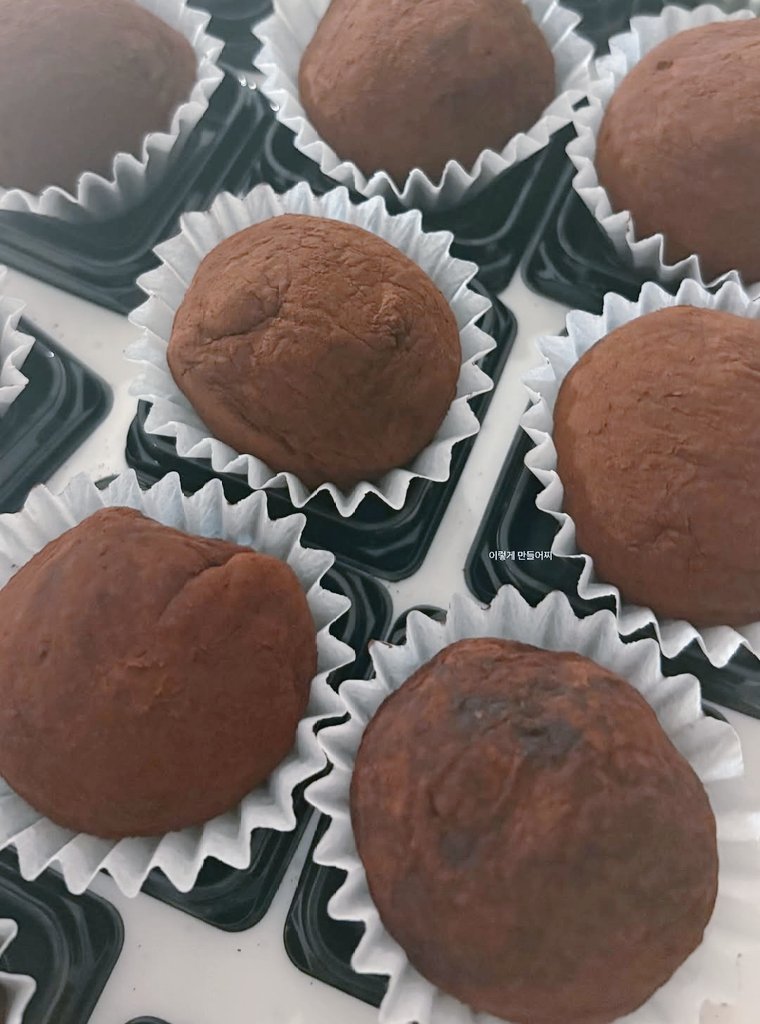 ๐๐๐ฅ๐ฒ๐ง ๐๐ข๐๐ฏ๐๐ฌ tweet media