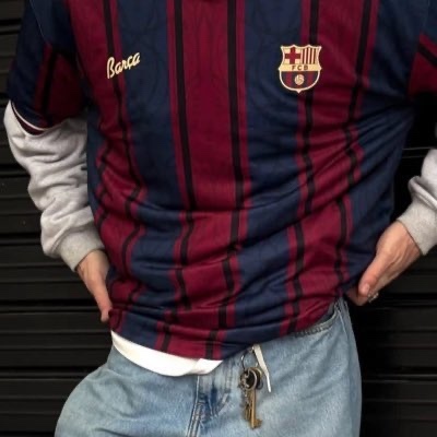 Base umum bisa follow @cornerfess tweet media