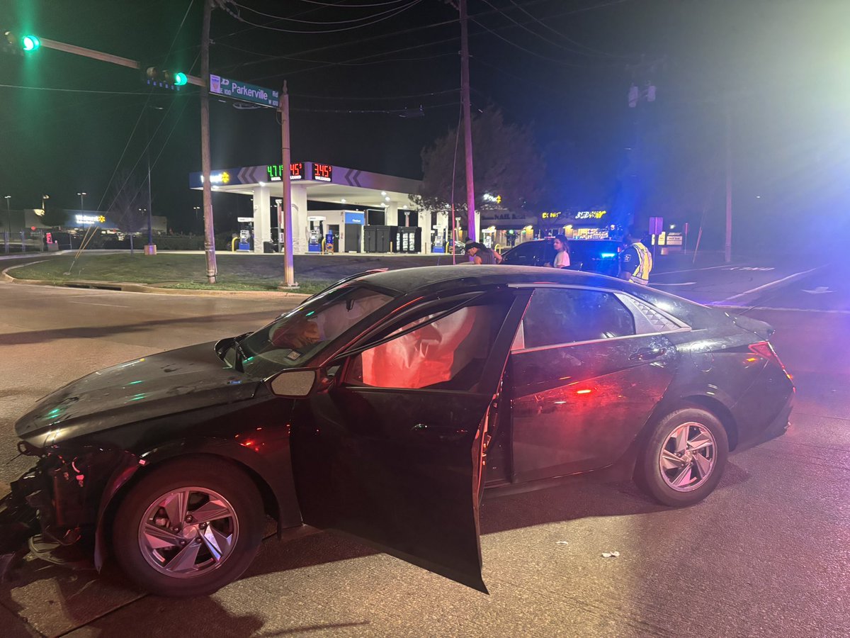 Official Lyric tweet media