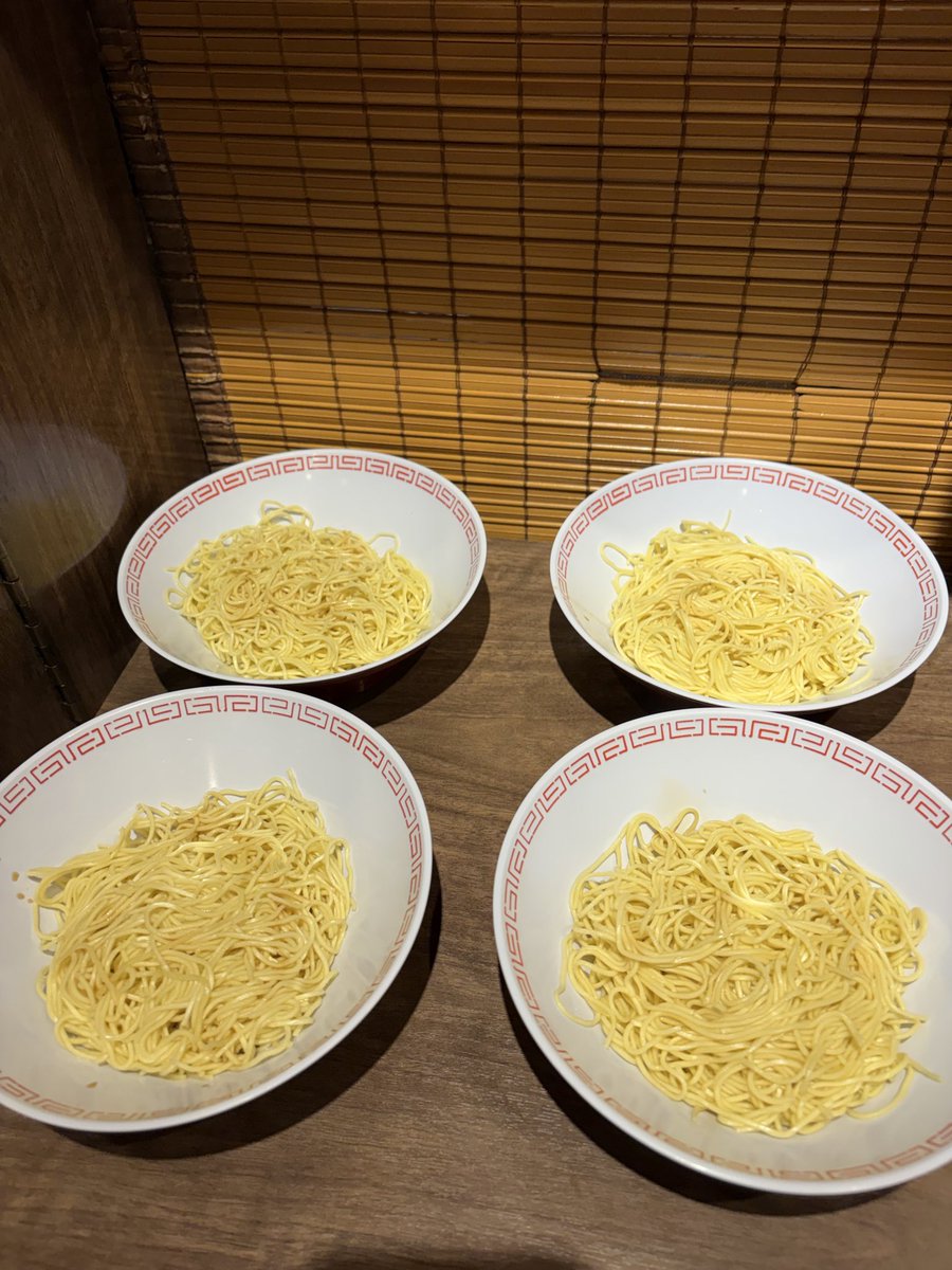 maliceff14's tweet photo. 並とはいえ5杯はキツかった https://t.co/RZ0iSQz0r0
