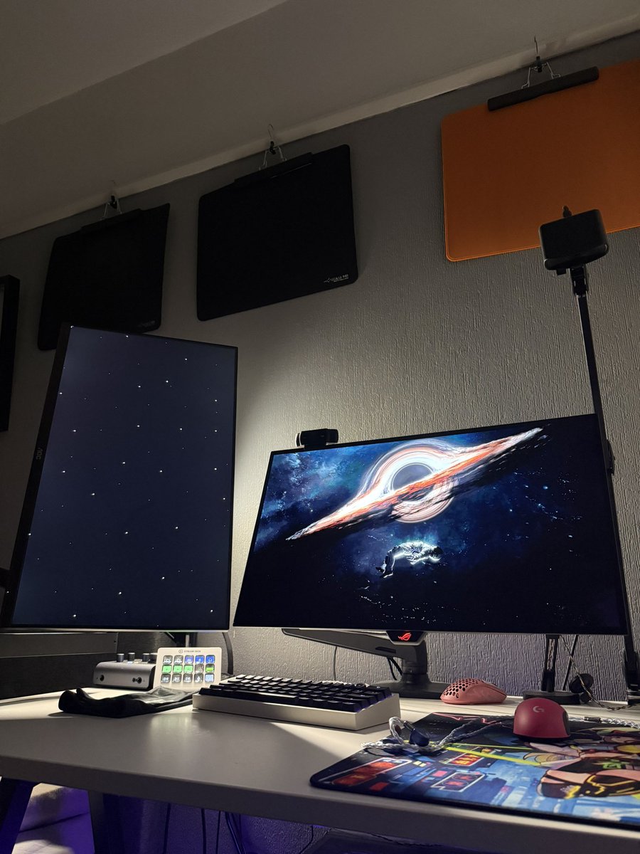 eA s1ght tweet media