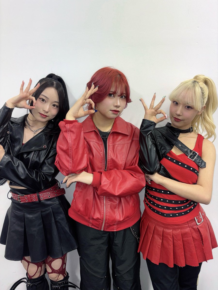 隣のワンルームディスコ tweet media