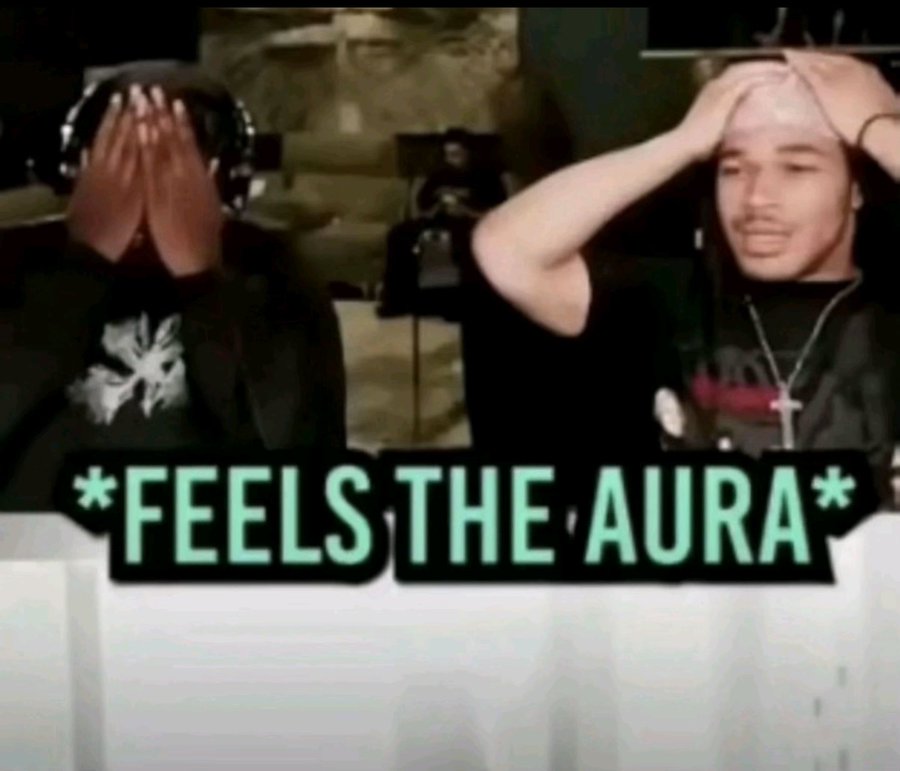 👑ℂℍ𝔸𝕆𝕊𝕂𝕀𝔻👑 tweet media