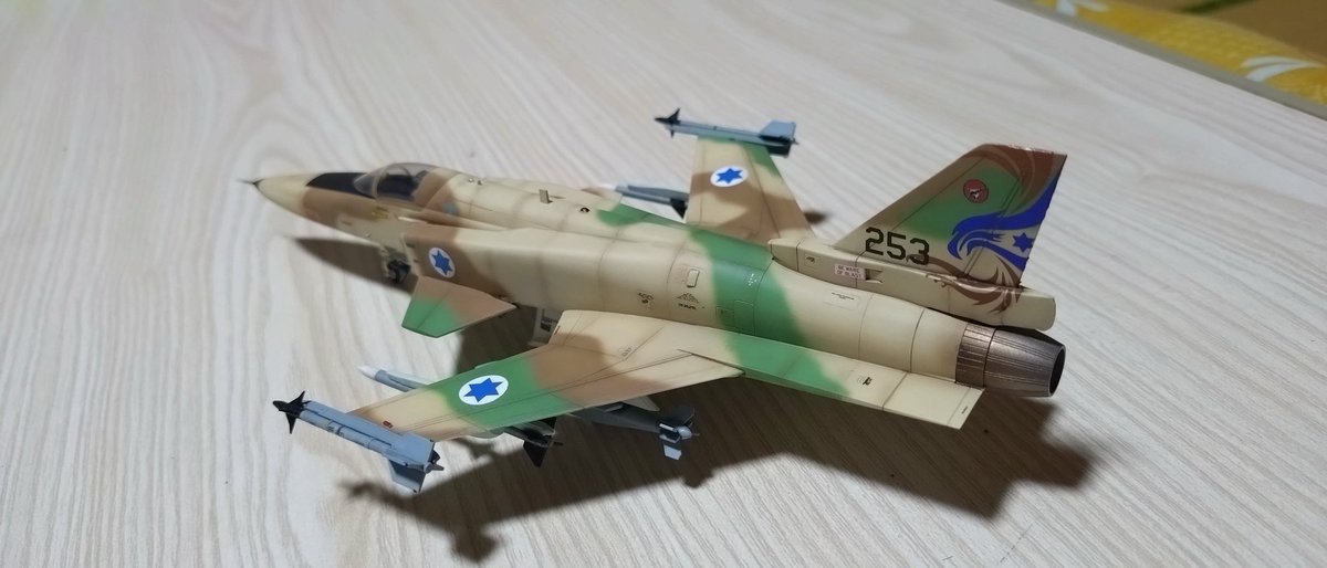 hiro@春限定リリーアイコン tweet media