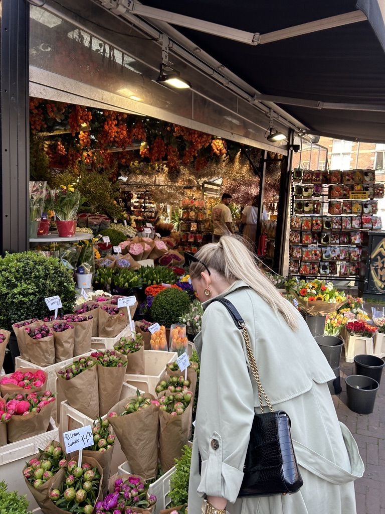 𝒞𝓁𝒶𝓈𝓈𝓎 tweet media