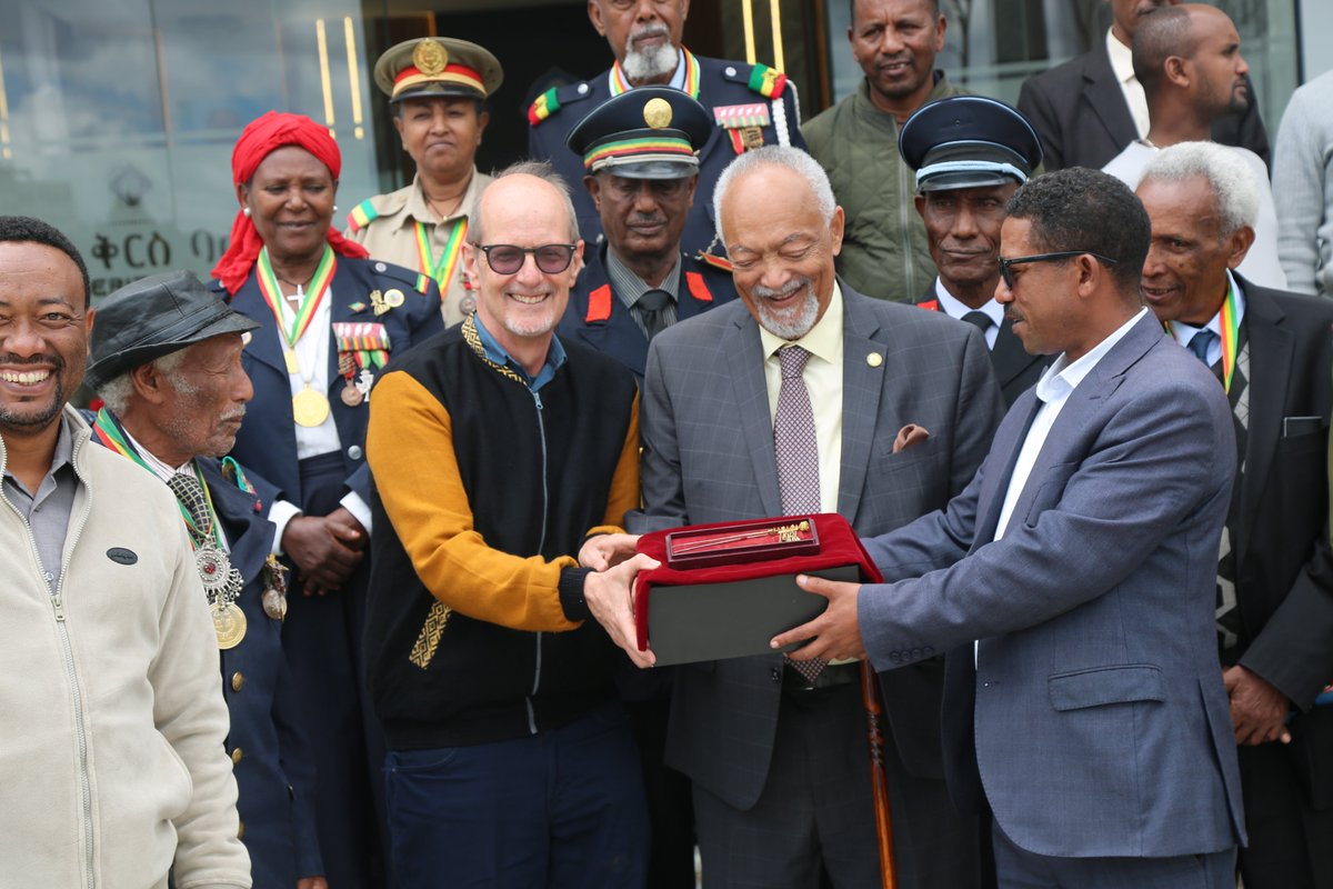 alula pankhurst tweet media