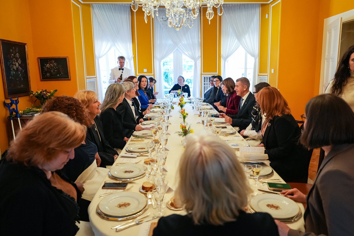 Úřad vlády ČR tweet media