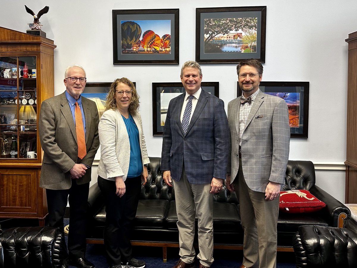 Nathan A. Triplett ⚖️🚌 🏕🥾 tweet media