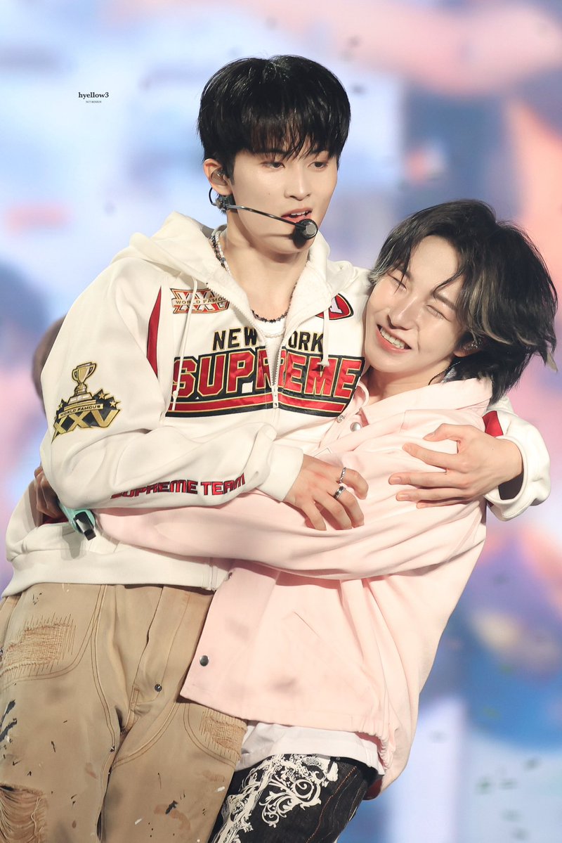 𝐡𝐲𝐞𝐥𝐥𝐨𝐰𝟑 tweet media