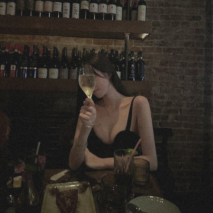 郑, 𝘼𝙜𝙖𝙩𝙝𝙖. tweet media