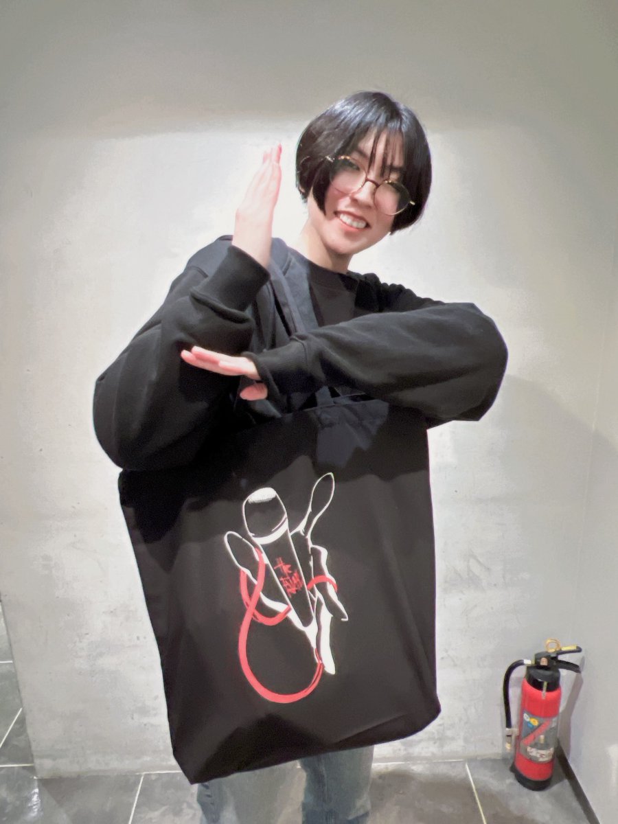 𝐭𝐡𝐞 𝐅ꓤ𝐀𝐈𝐋 tweet media