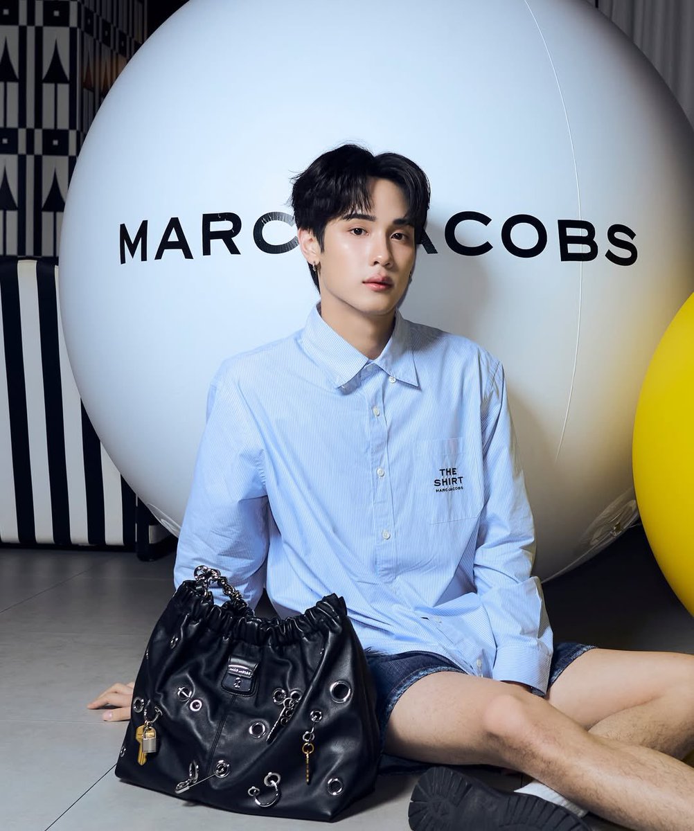 javafamily_o's tweet photo. 🗓️ 𓂂 27032026
*・。゚ 𝗜𝗴 𝗽𝗼𝘀𝘁 : 𝗷.𝗷𝗮𝘃𝗮𝗯𝗵
MARC JACOBS SS26 X SURFJAVA
#MarcJacobsSS26xSurfJava
#MarcJacobsTH
#MarcJacobs
#patluxurygroup
#thestandardbangkok
ꗯ꙼̈ 𓂂 @javabh28 #javabh https://t.co/GAZnd5K4cI