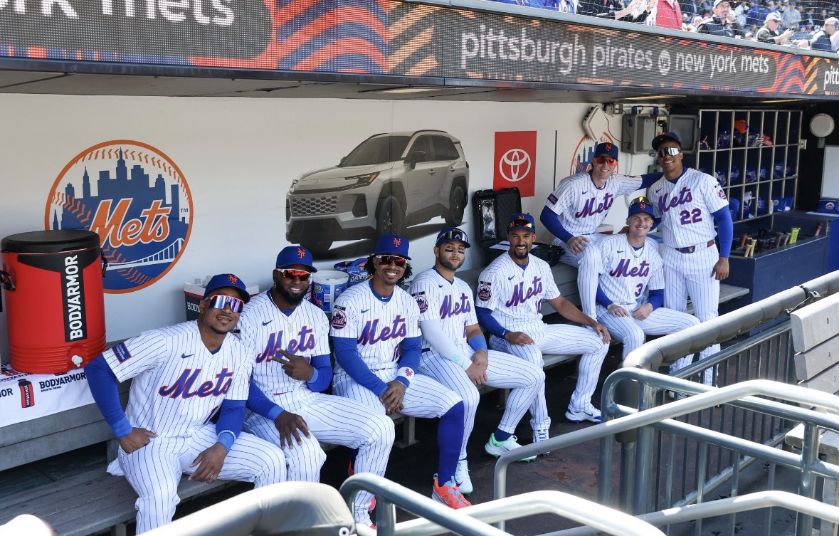 Out of Context Mets tweet media