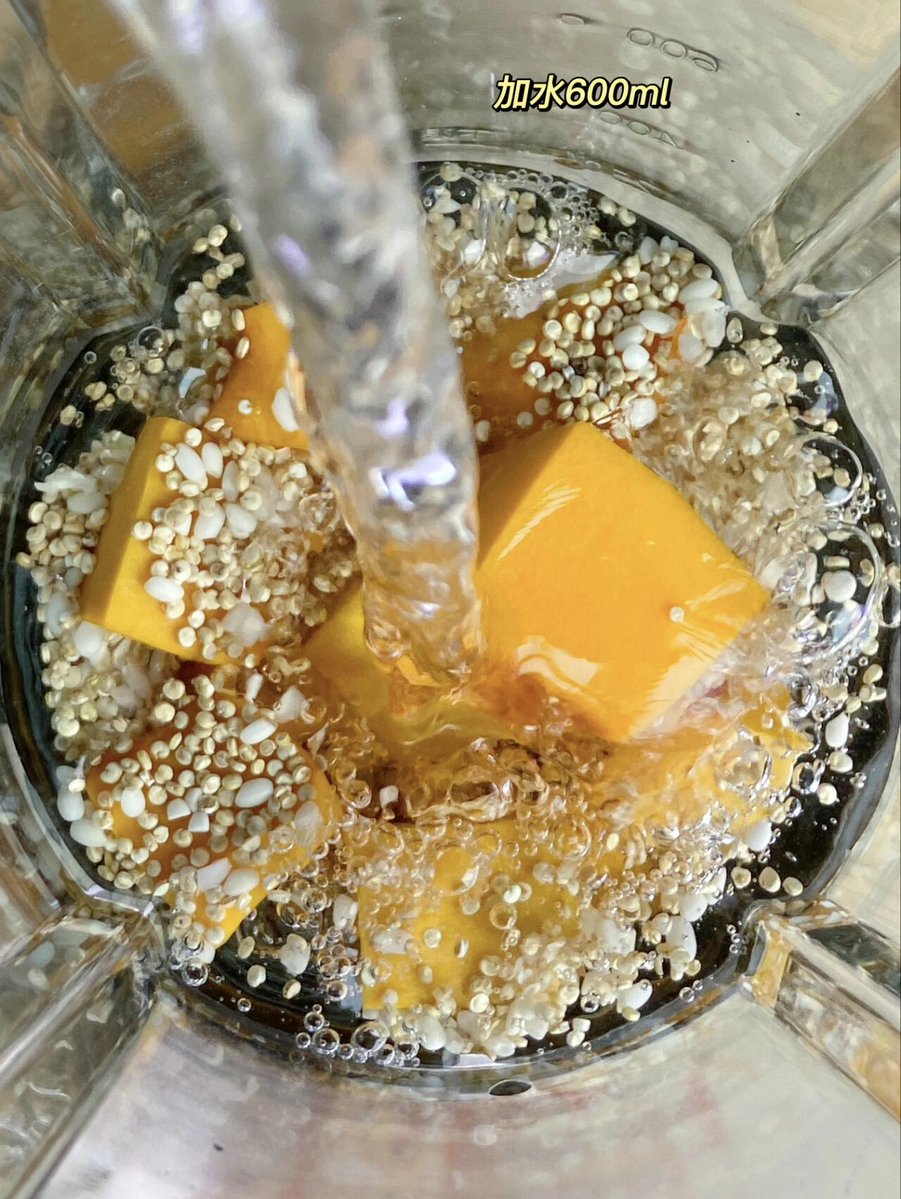 Samantha tweet media