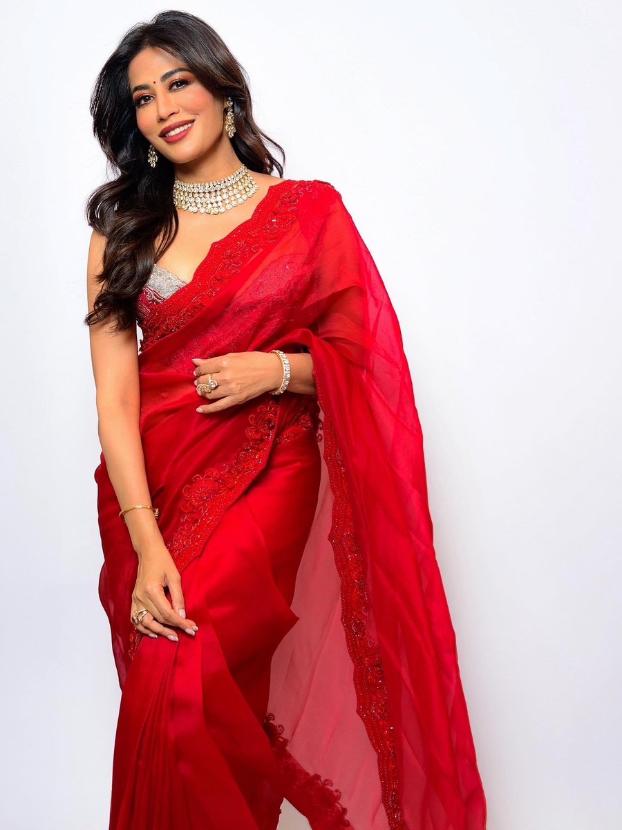 Chitrangda Singh tweet media