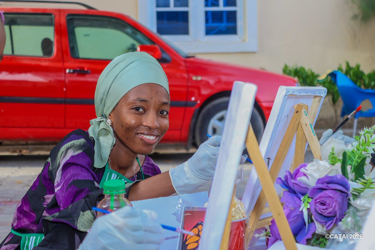 CENTER_CATAI tweet media