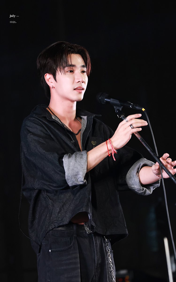 ๐๐ฎ๐ฅ๐ฒ ใ
ก . tweet media