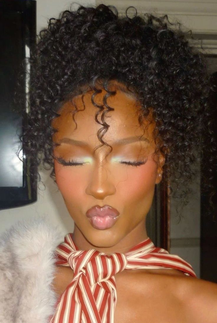 Ada ugo ❤️🍒🐆👠✨ tweet media