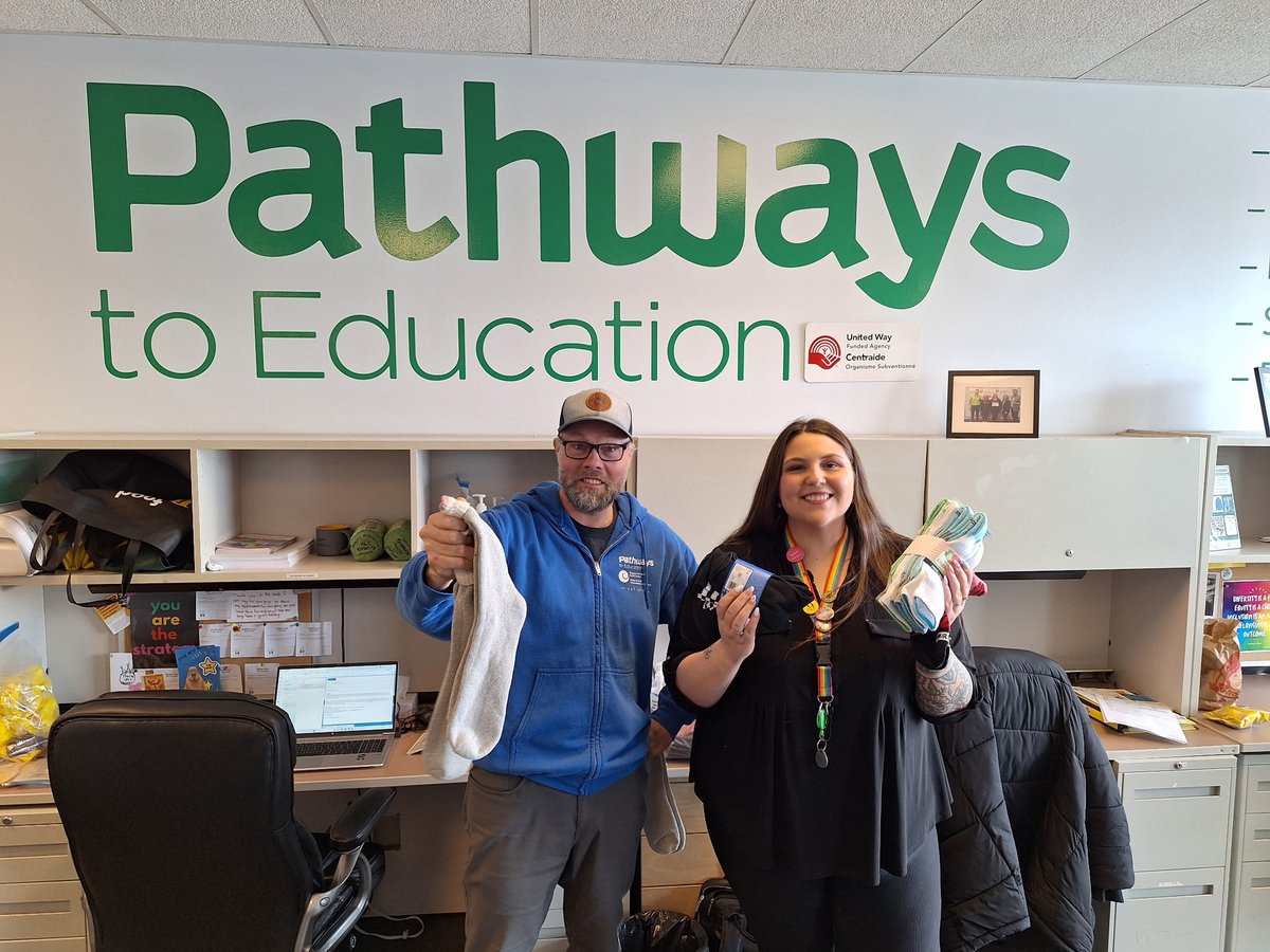 PthwysKingston's tweet image. A big thank you to @socks_kingston for the generous donation of socks! As we head into the spring season, this support helps keep our students comfortable, confident, and ready for whatever the day brings. We truly appreciate your kindness! #donation #ygk #community