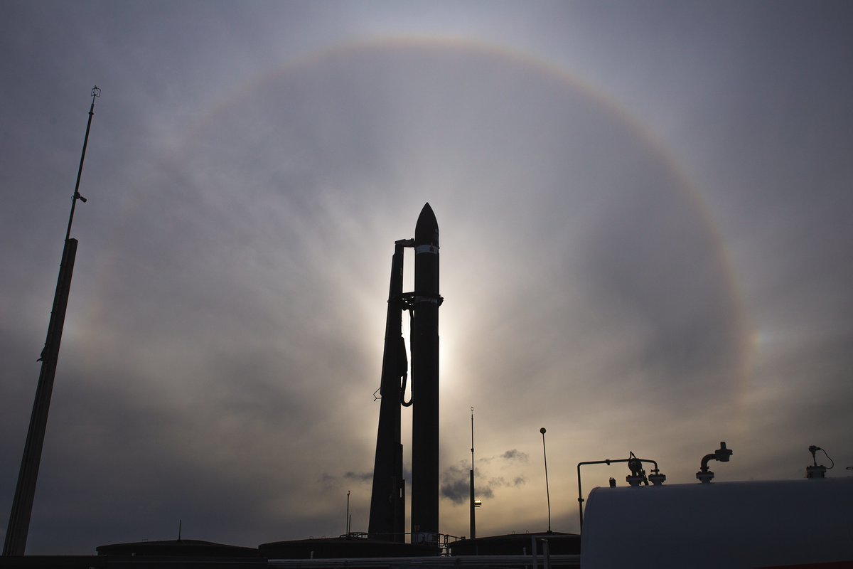 esa's tweet photo. 🚀 #WatchLive tomorrow for our first Celeste launch!
The next launch attempt for @RocketLab’s Electron rocket is 28 March at 9:14:GMT/10:14CET.
More details here 👉https://t.co/7h1Wj76jbC
📸 RocketLab https://t.co/ZMmDxRqvoK