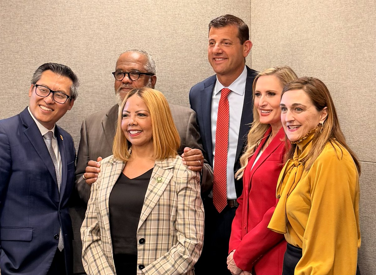 American Hotel & Lodging Association tweet media