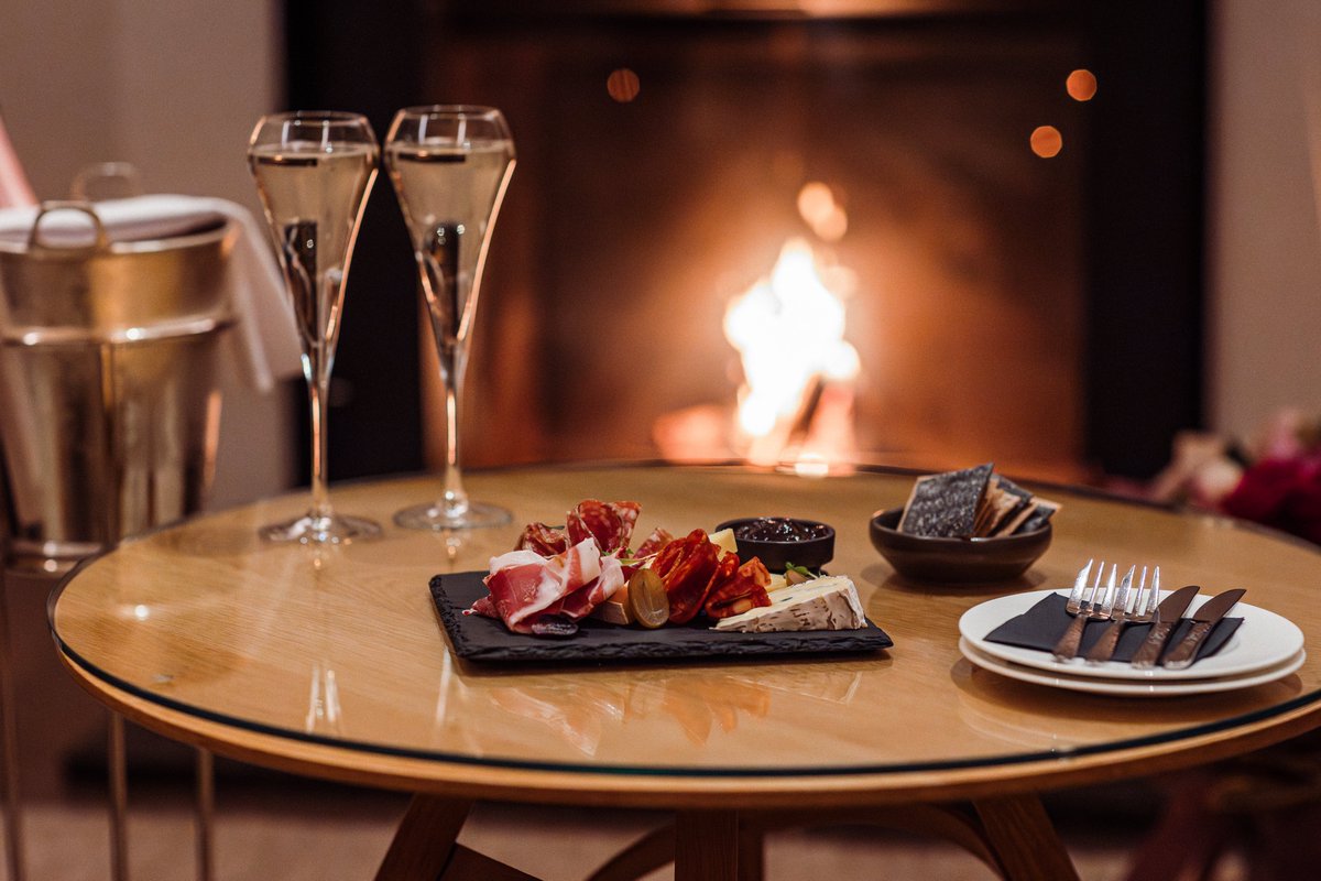 Leeu Collection tweet media