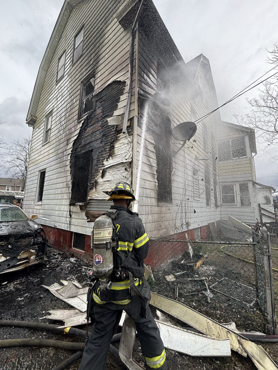 SPRINGFIELD FIRE tweet media