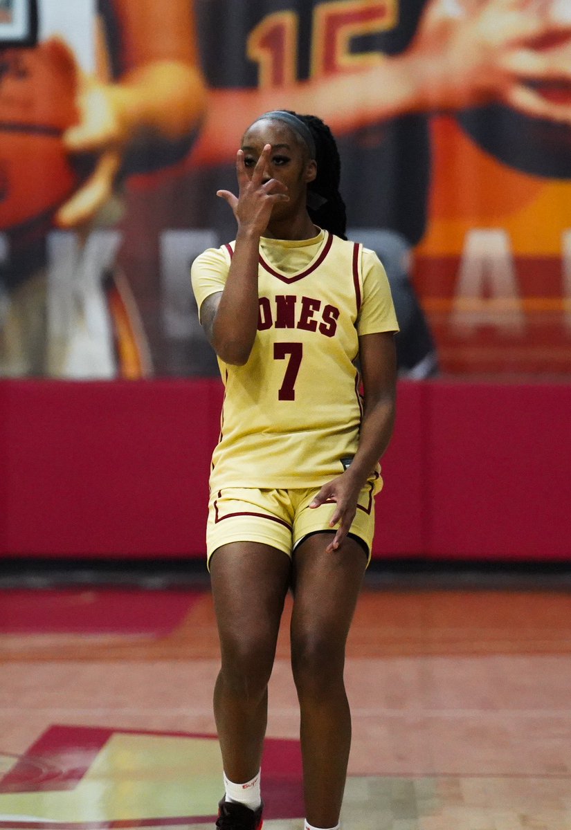 Jones Women’s Basketball tweet media