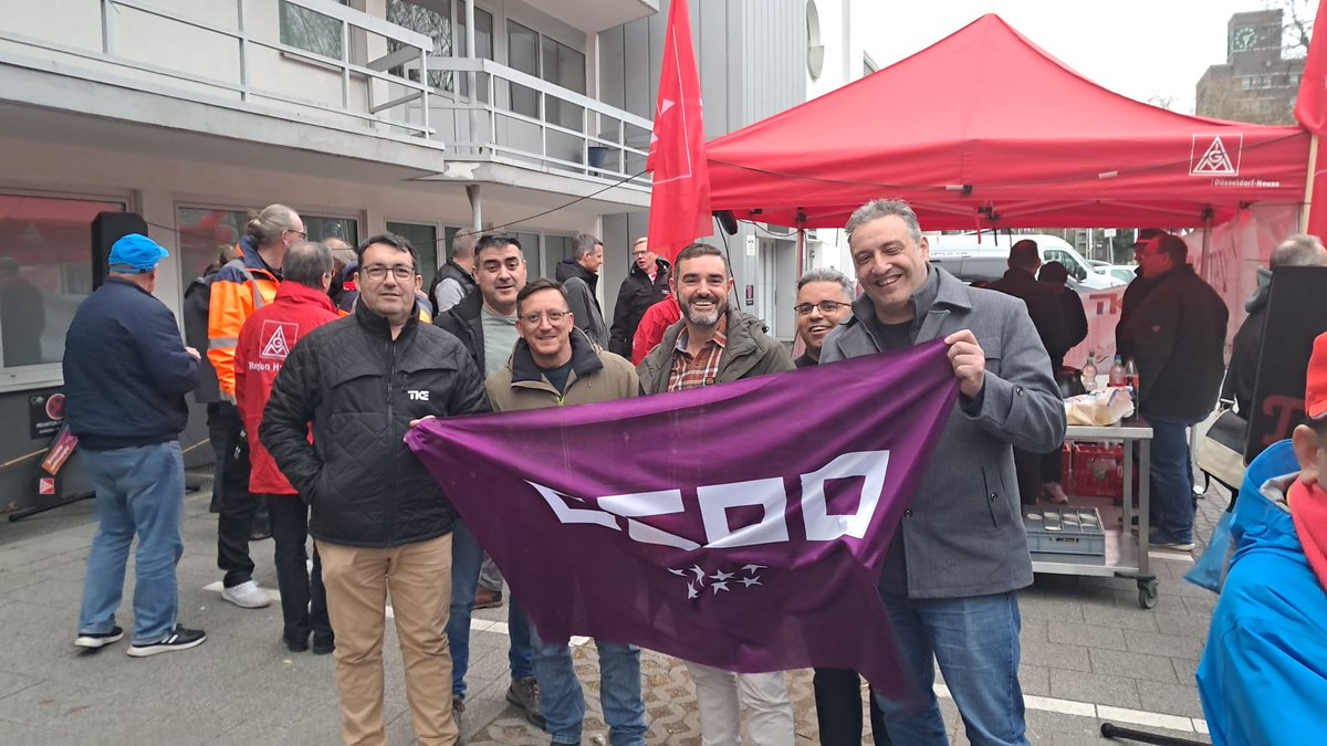 Industria_CCOO's tweet photo. 👉El comité de empresa europeo de #TKElevator aprueba una resolución por unanimidad en defensa del empleo y el mantenimiento de la actividad industrial

👉Llama la dirección a abrir un periodo de consultas 

https://t.co/hBHaCCLENg https://t.co/Q3oWgwtUxf