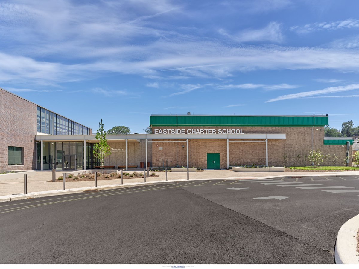 EDiS Company tweet media