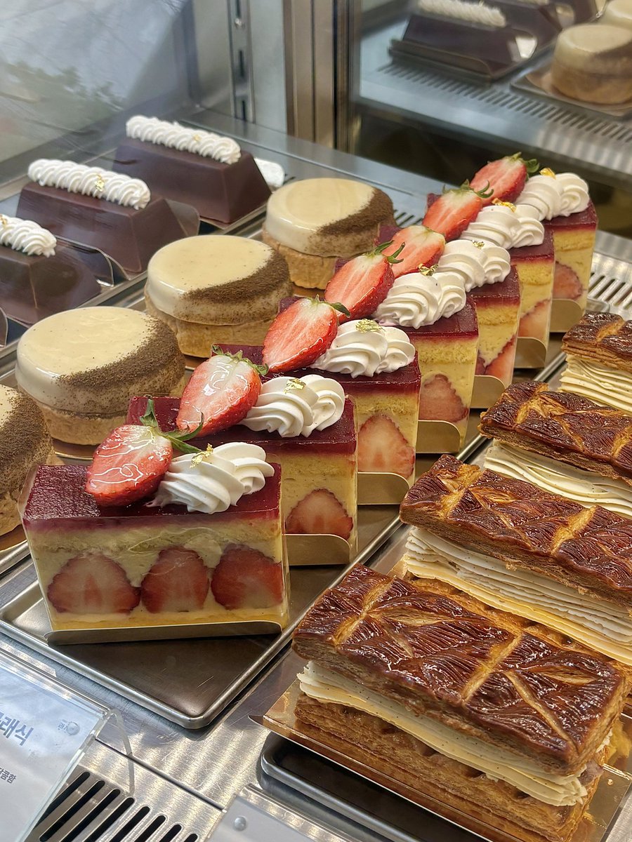 먹카이브 🍽 tweet media