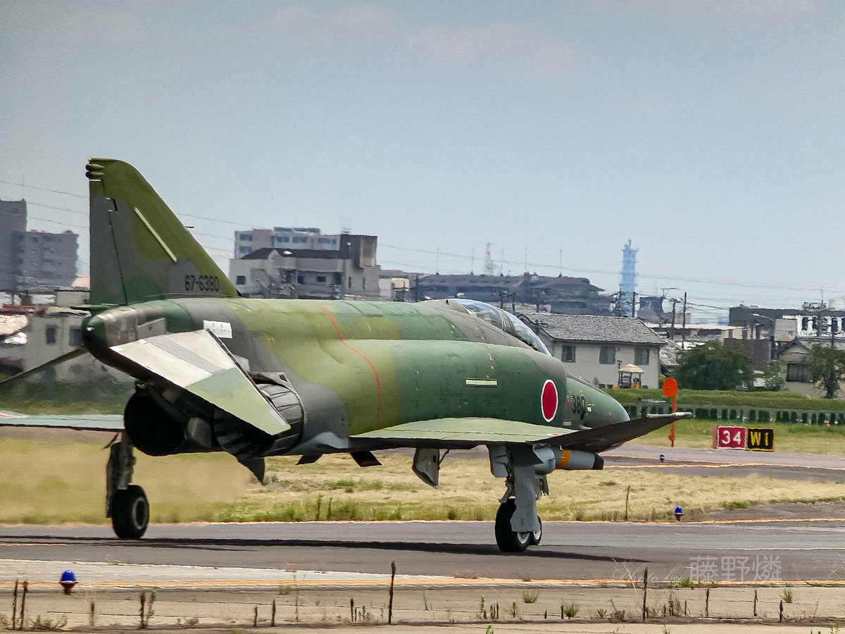 Tenzann's tweet photo. 久々に #phantomfriday 行きますか

昔々、コンデジ時代の写真です
ではではおやすみなさいませ
良い夢を

#f4phantom 
#rf4ej 
#phantomforever 
#永く日本の空を守って下さり有難う御座いました https://t.co/2C9AmtAO5l