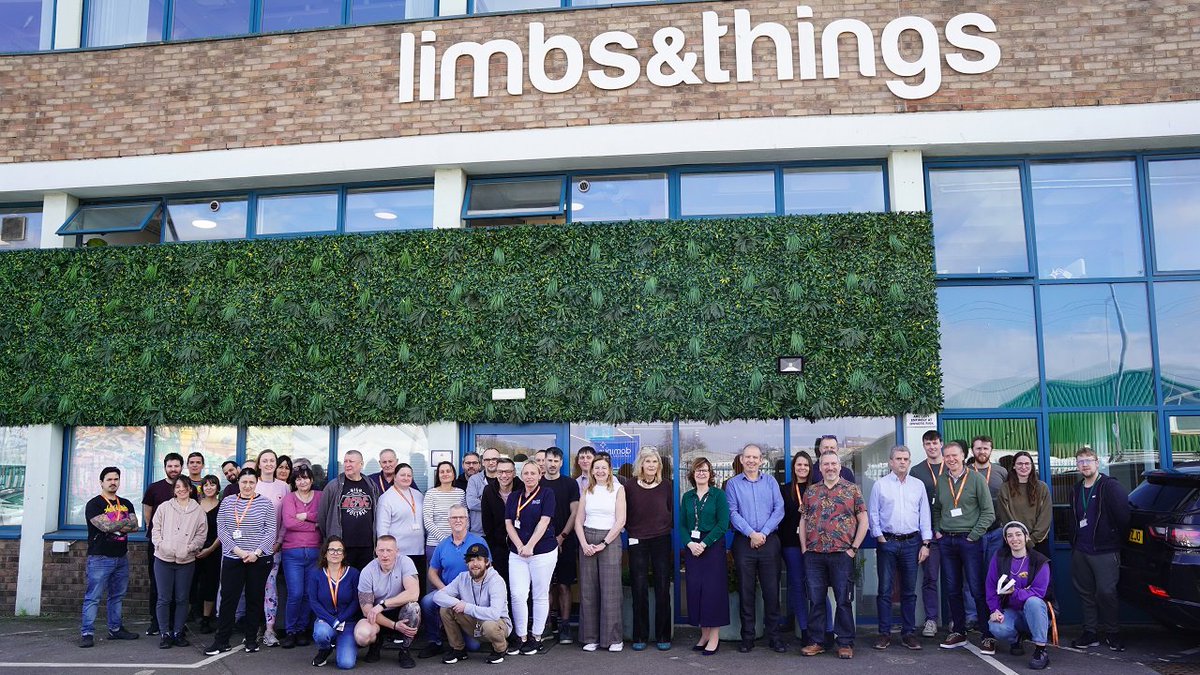 LimbsandThings1's tweet image. Since the opening of our new building at Bristol HQ, we’ve been getting our machinery and workforce moved into their new space! We're thankful to our team who have helped us achieve this impressive expansion! 1/2

#Bristol #manufacting #medicalsimulation #simulationtraining