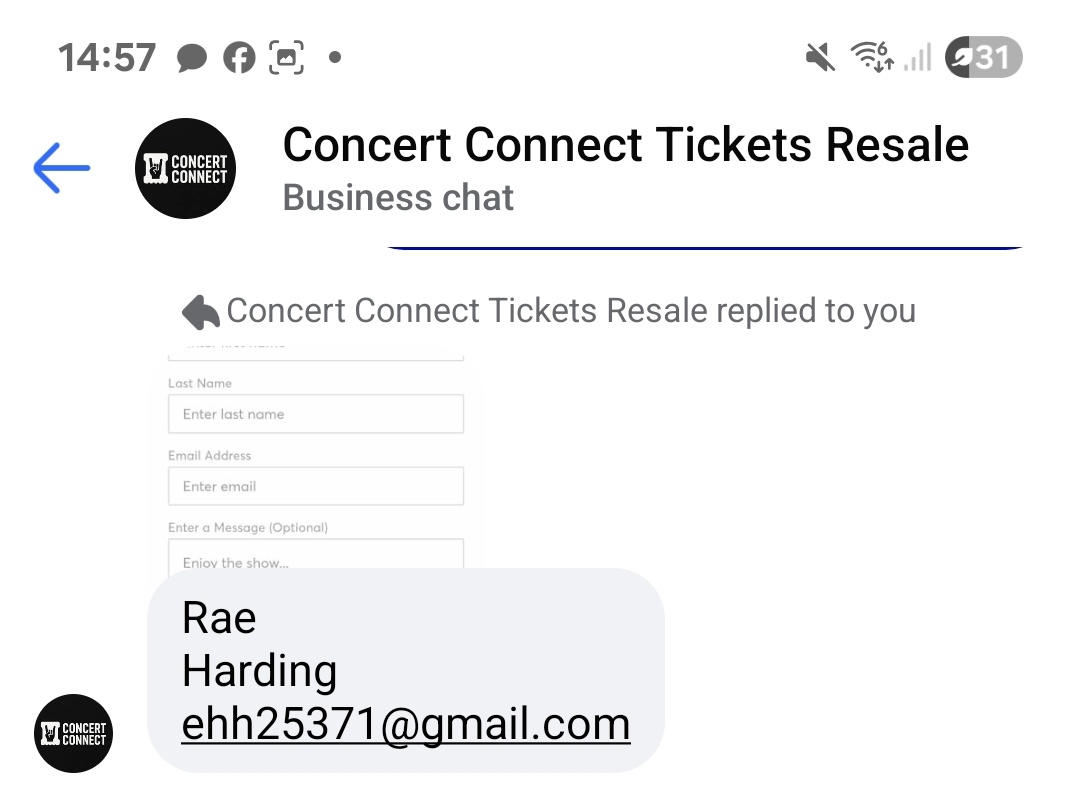 pickmefaster's tweet photo. also then they sent me this, which is clearly edited coz even the fonts doesn't match
never transfer someone anything before the payment and use g&amp;s only! https://t.co/vdH7Q0pbAQ