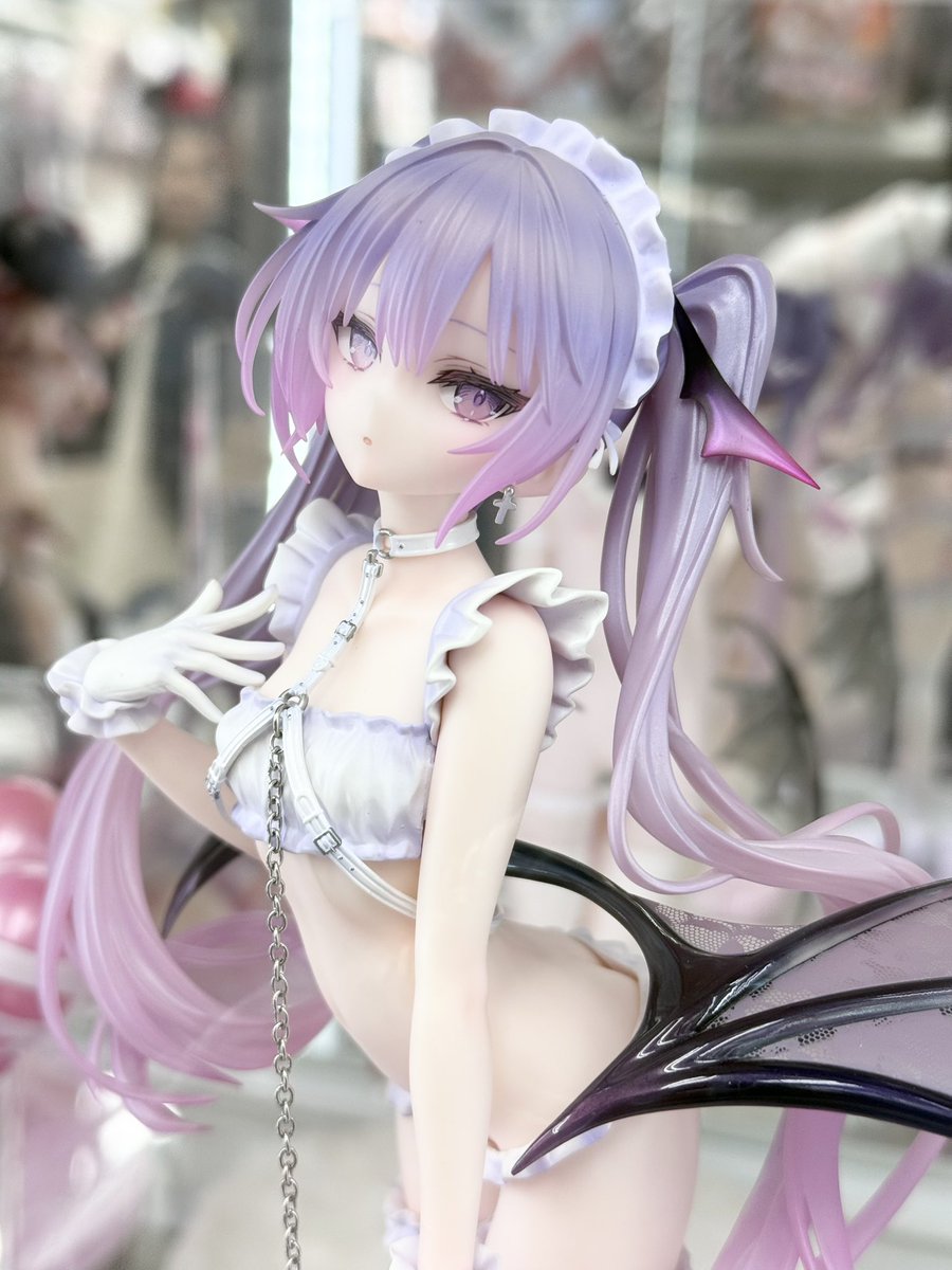 imnotveexx's tweet photo. i saw the renewed body harness eve in amiami! 💜 she’s gorgeous! i have the og but i had to order this one too #myfigurecollection #rurudo #美少女フィギュア https://t.co/Slu5gg8hyE
