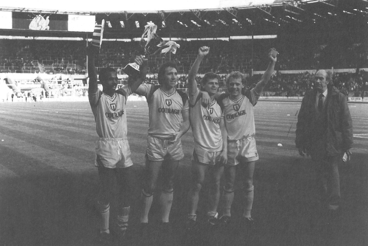 Reading FC tweet media