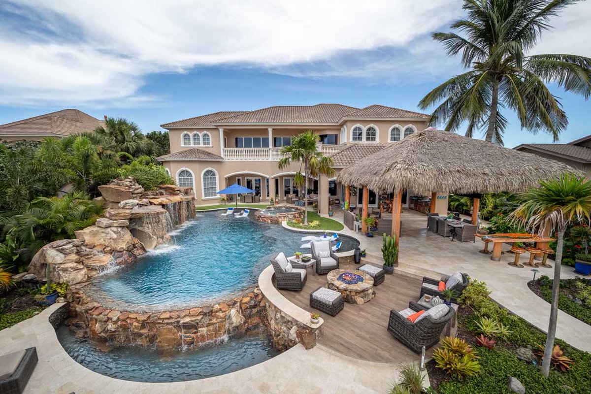 lucaslagoons's tweet image. We not only created an amazing pool, but we also created the ultimate outdoor living space with so many features: a tiki Hut, a hidden water slide, spa, massive grotto, sun shelf, infinity edge, firepit, and the list goes on. #insanepools #lucaslagoons #pool