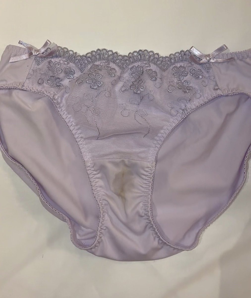 なな🖤 tweet media