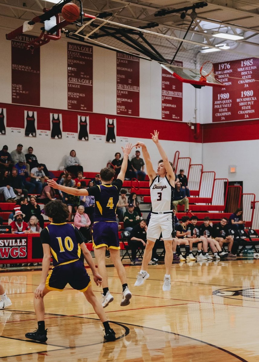 RHS Boys Basketball tweet media