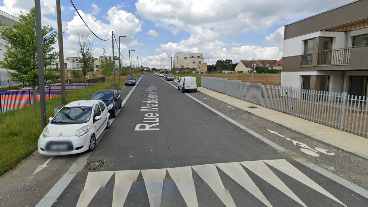 On fait des pistes cyclables et on ne comprend pas pourquoi les cyclistes continuent à utiliser la route… Ils ne font aucun effort !

La piste cyclable :
